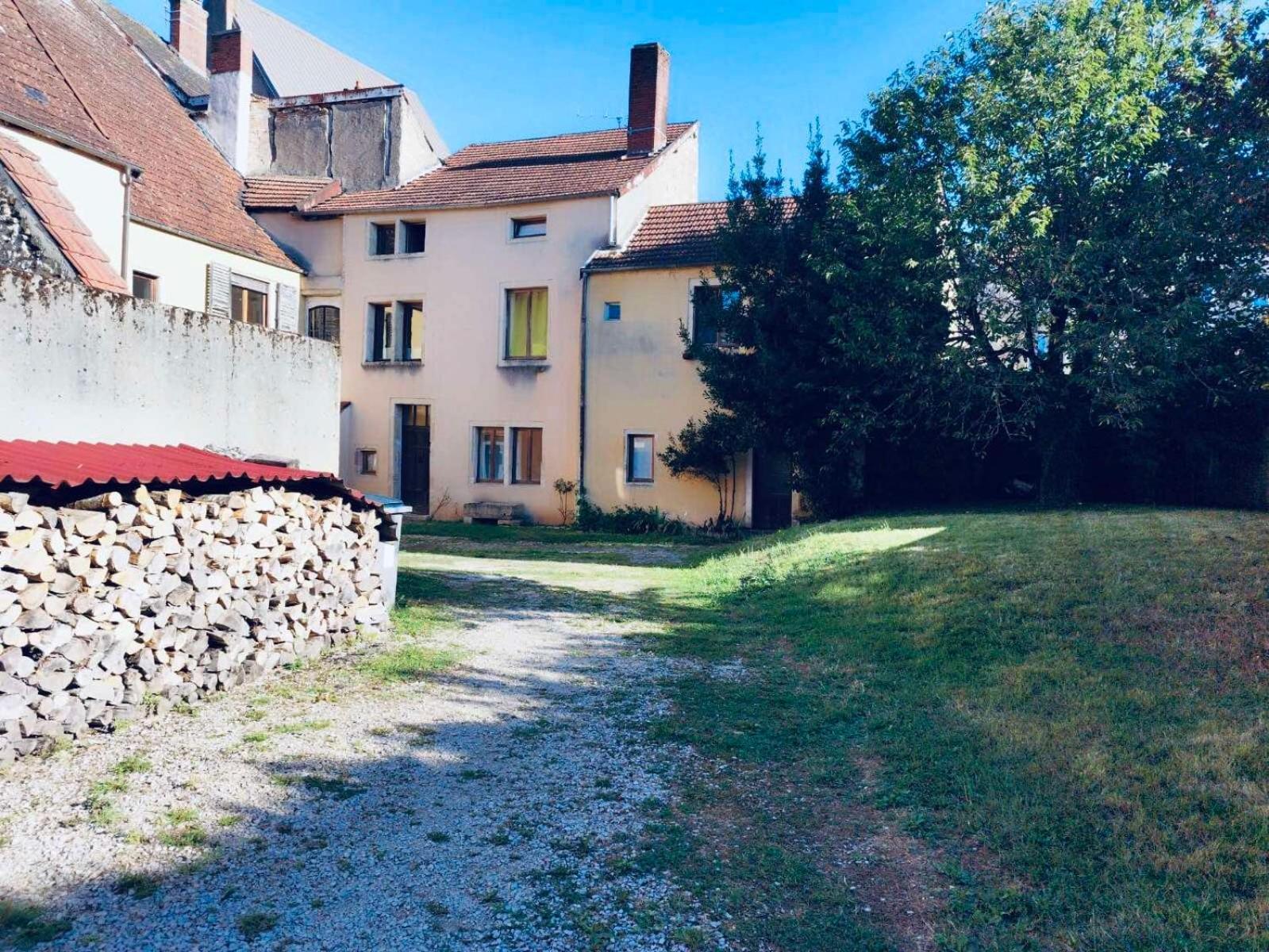 Mesange Apartment